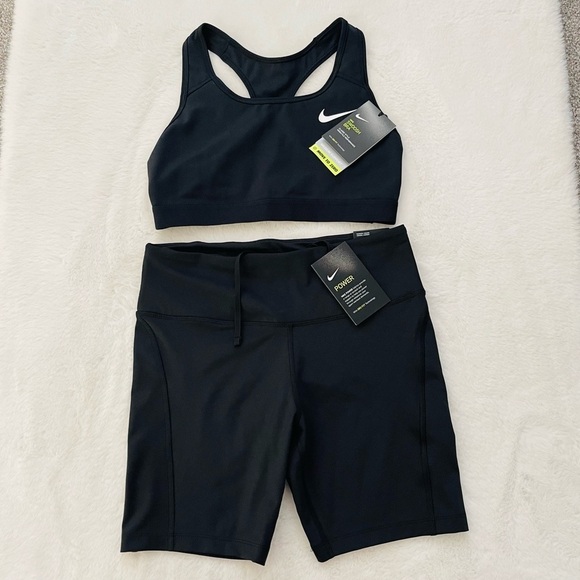 Nike Pants - Nike Women’s Sports Bra/ Spandex Shorts Set